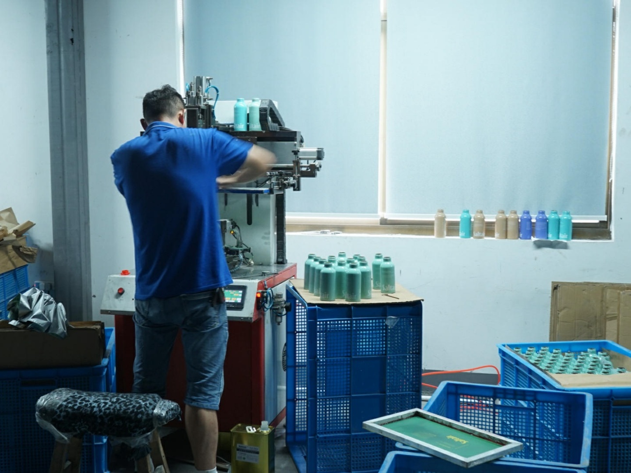 Aluminum Bottle Screen Printing Process